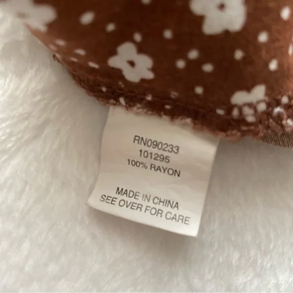 PacSun Cropped Brown Billowy Sleeve Floral Print Top - Picture 8 of 10